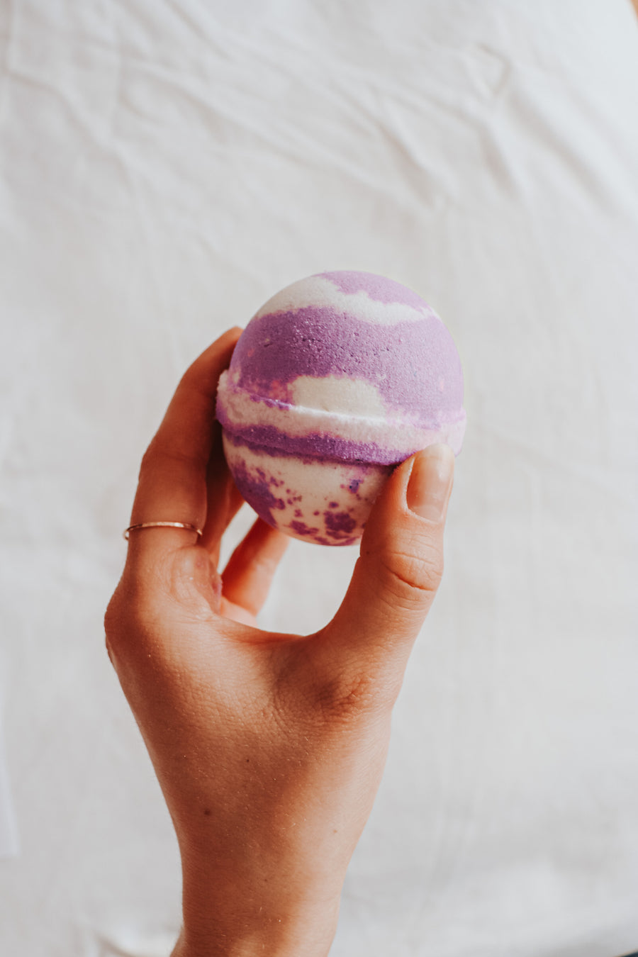 Bath Bomb – Black Raspberries