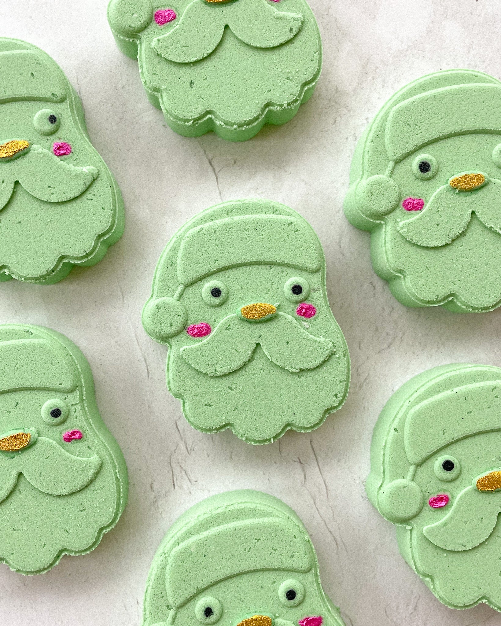 Bombe de bain Père - Noël - Savonnerie Saponaria