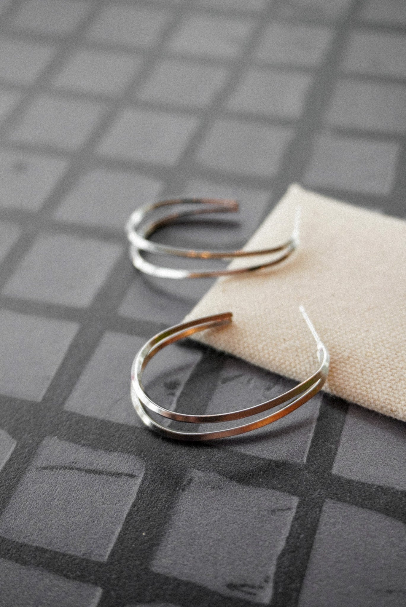 Boucle d'oreille en C - Savonnerie Saponaria