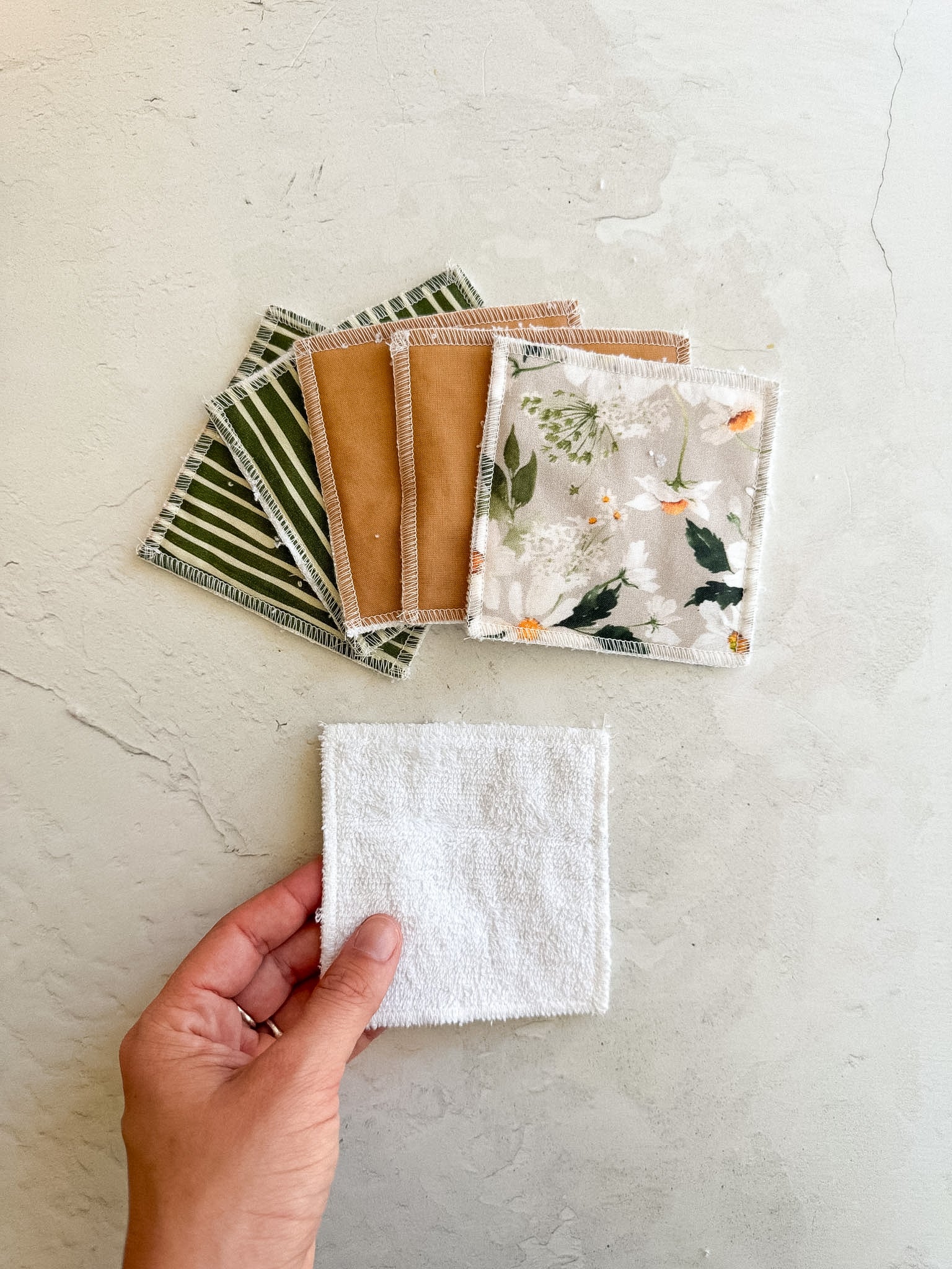 Lingettes démaquillantes marguerites (6) - Savonnerie Saponaria