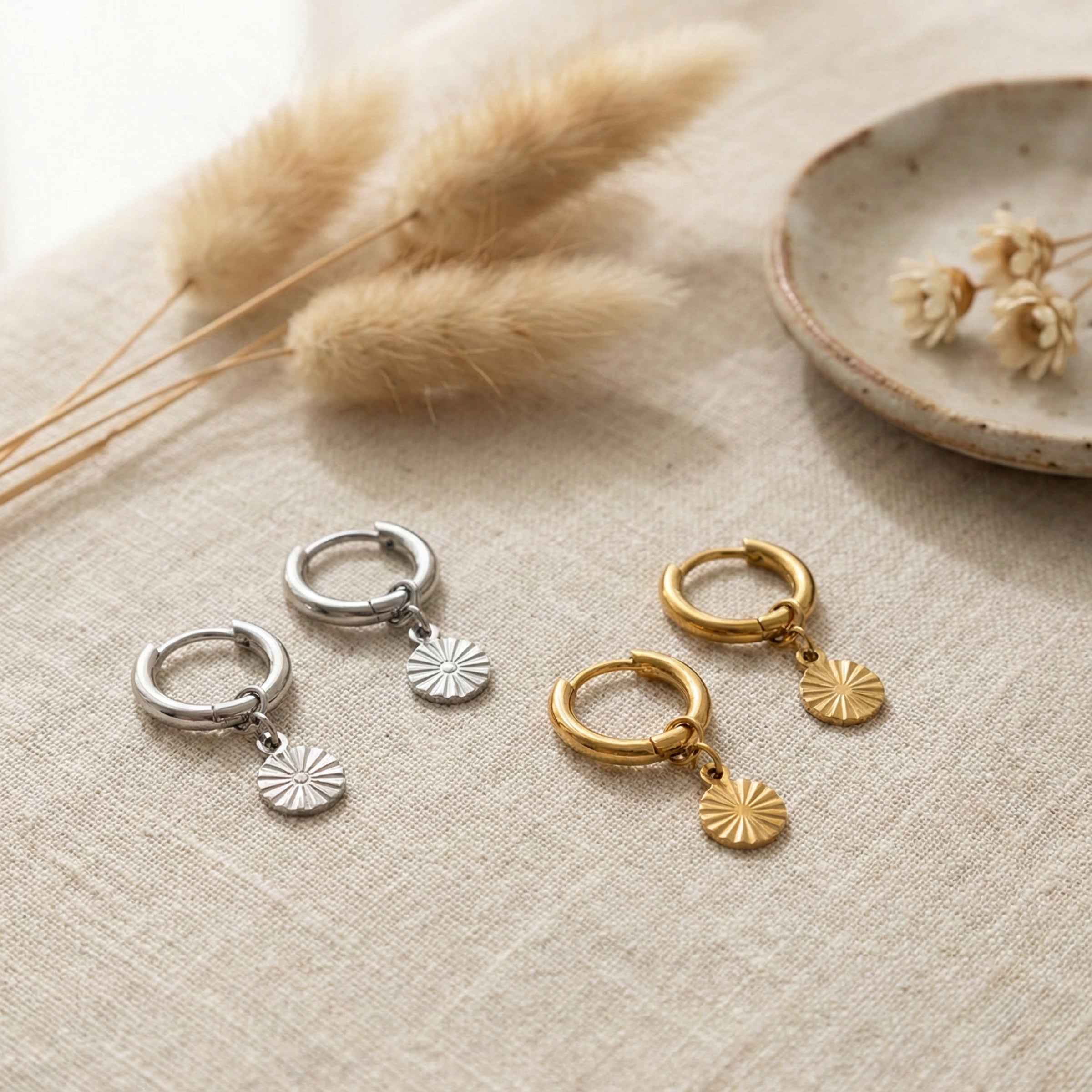 Oly Earrings (Silver)