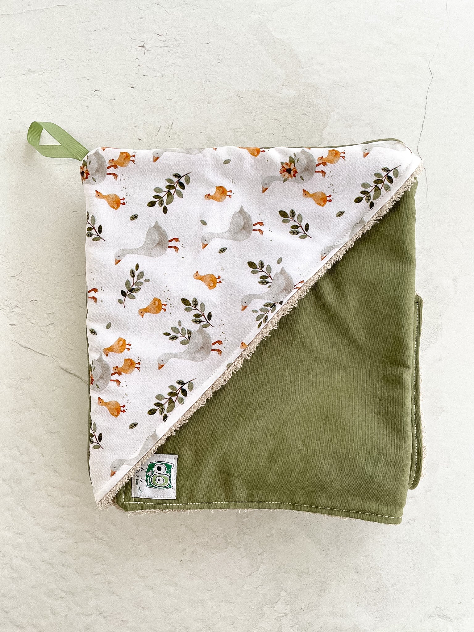 Sortie de bain bébé - oies - Savonnerie Saponaria